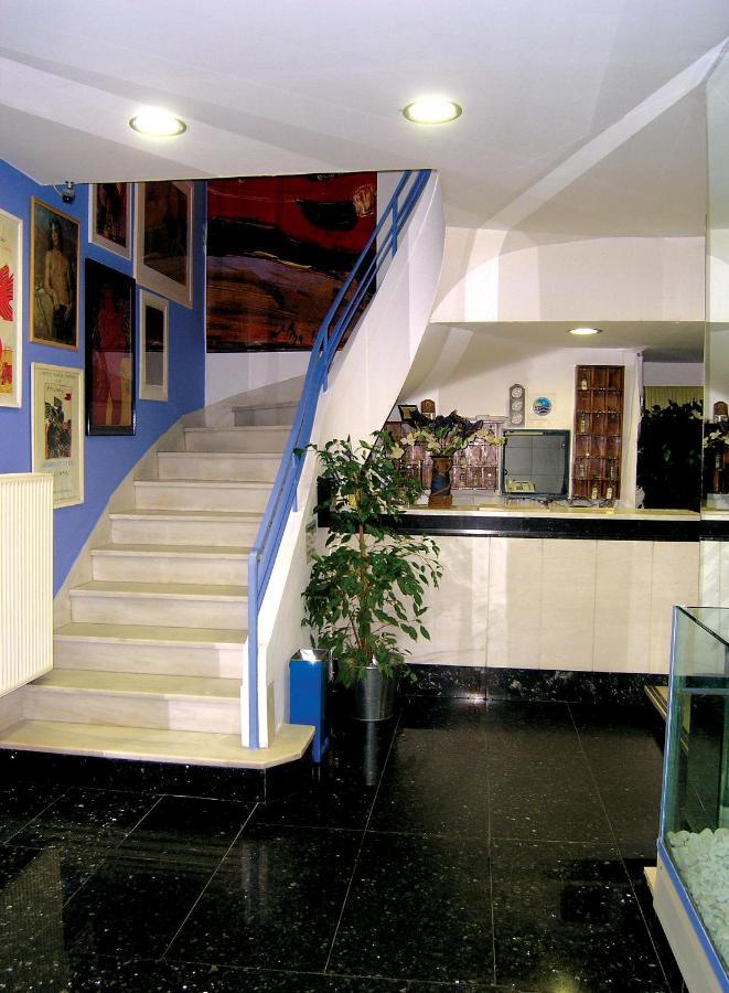 Roy Hotel เอเธนส์ ภายนอก รูปภาพ